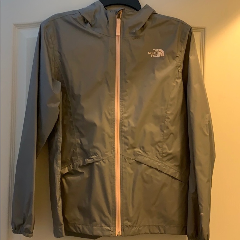 North face wind breaker